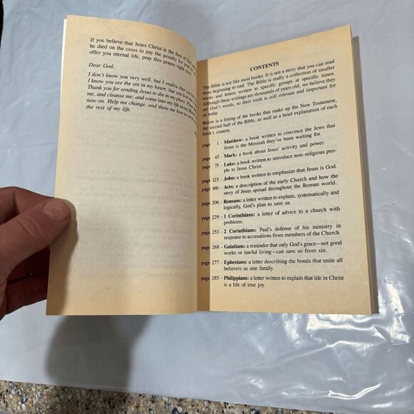 The Greatest is Love An Illustrated marked edition of 'The Living New Testament - Picture 6 of 10